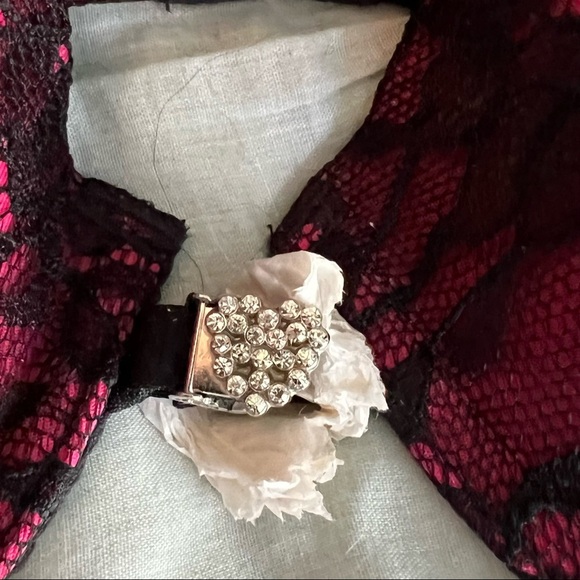 Bra with rhinestone heart bling Never worn 36C - Picture 2 of 2